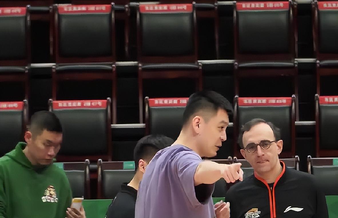 小布破解抢七魔咒背靠背进决赛，王欣瑜被称成柏林500赛最难姑娘